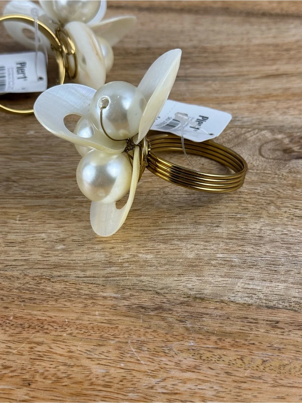 Pier 1 Coastal Shell Pearl Napkin Rings Set 4 Beach Cottage Table Decor